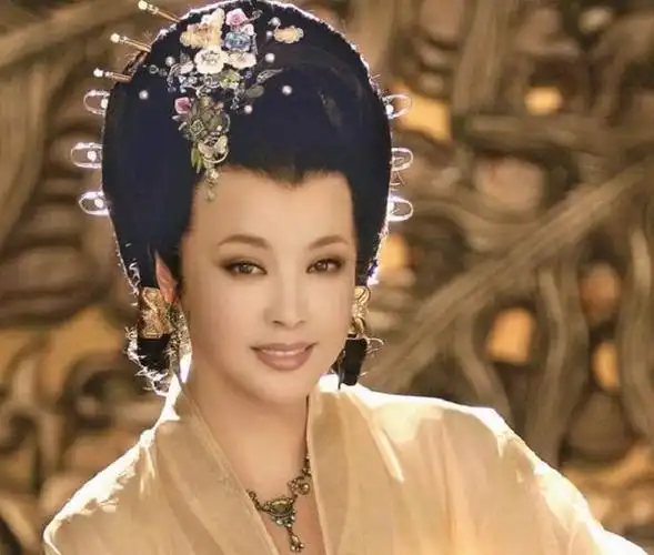 武则天与阿q一样,她的"改名大法"就是精神胜利法吗?