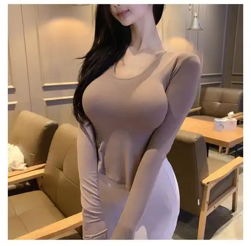 大圆领紧身显瘦长袖打底衫显胸大显身材圆弧下摆开叉上衣弹力春秋