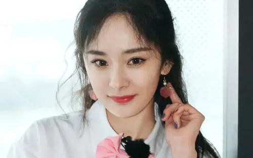 杨幂清新甜美写真桌面壁纸-大陆明星-手机壁纸下载-美桌网