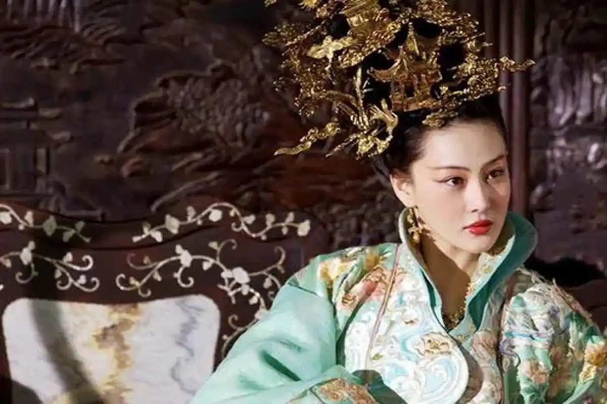 明宪宗为何独宠万贵妃?