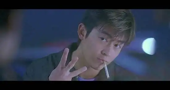 《头文字d》中陈冠希和陈小春一明一暗是周杰伦最大的两个竞争对手,陈