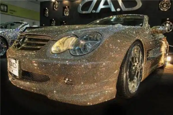 10000亿元的跑车钻石跑车是什么样子详细介绍