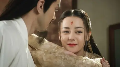 cr:眼拥星河·迪丽热巴三生三世十里桃花