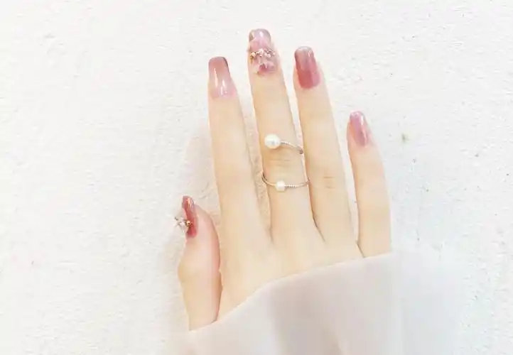 2021最火爆仙女粉晶石猫眼美甲