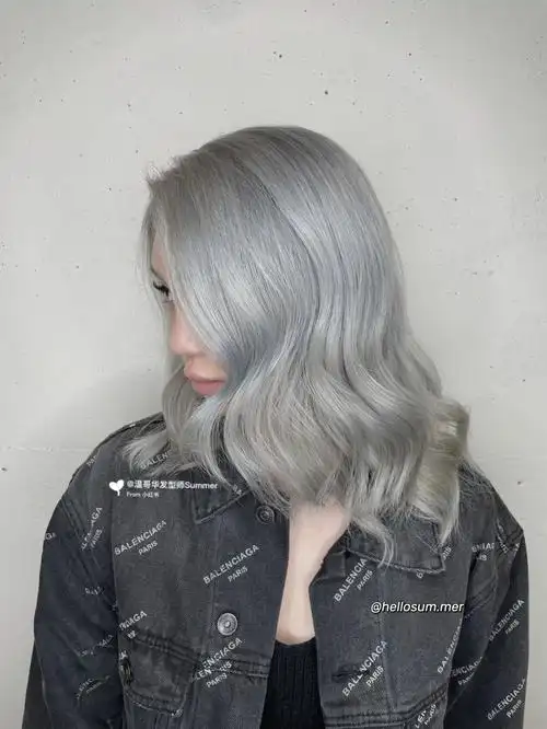 灰色头发#女团发色  #银灰色#温哥华染发  #温哥华生活  #温哥华发型