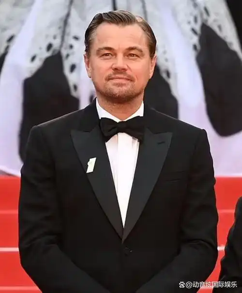 11月11日晚上,好莱坞迎来了一场轰动的派对,这个特殊的夜晚,小李子