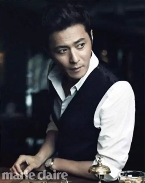 dong gun),1972年3月7日出生于韩国首尔龙山区,韩国男演员