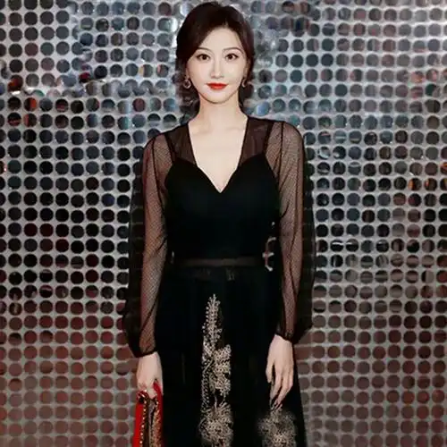 明星景甜司藤同款黑纱百花刺绣礼服连衣裙v领透视高腰网纱长礼裙