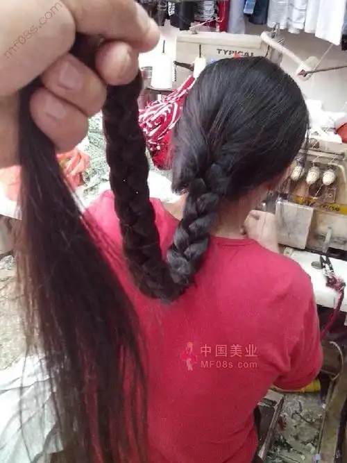 亲手摸摸又粗又长的大辫子(24) 玩发_中国长发