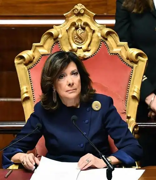 丽莎白·阿尔贝蒂·卡塞拉蒂