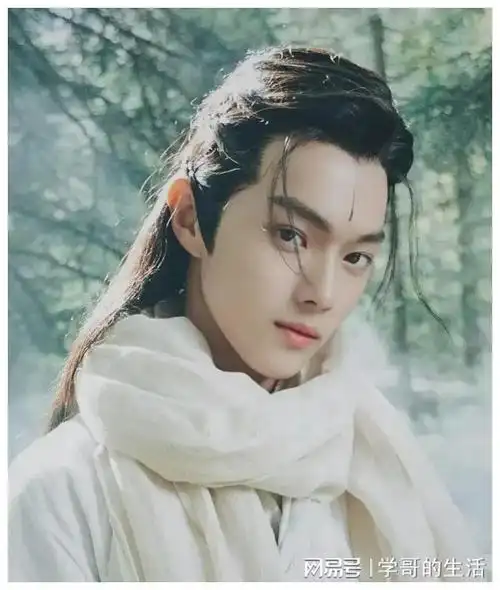 揭秘!于正旗下艺人真相:谁才是真资源咖?许凯白鹿吴谨言都不是