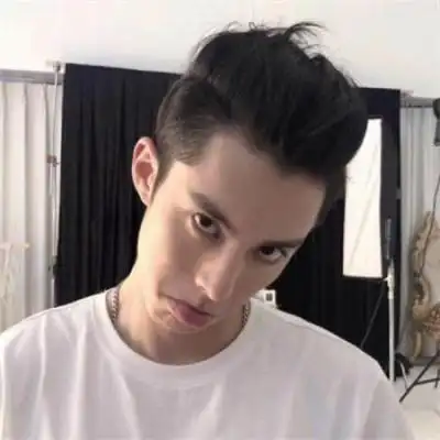 个性头像男生霸气冷酷高清超帅气男生真人高冷微信头像大全