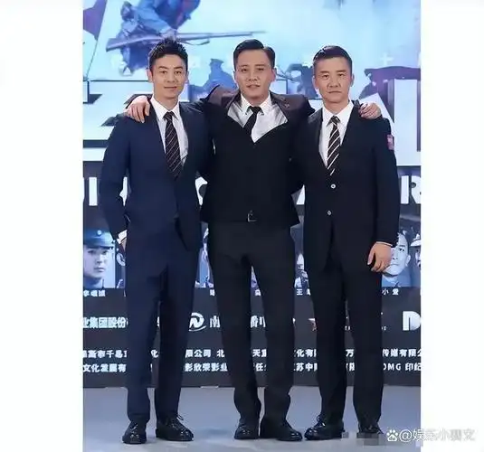 1米85的胡歌遇到1米80的朱亚文网友到底谁高是谁在说谎