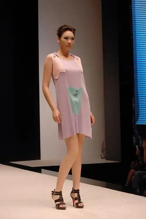 【夏季服装模特秀】第二辑