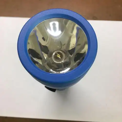 停电应急照明老式手电筒学生老人夜起家用耐用户外野营装1号电池