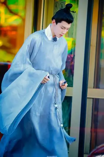 王子异[超话]##王子异加盟姐姐的爱乐之程##王子异古装造型