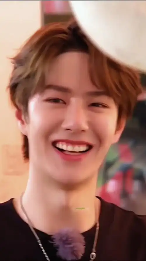 王一博#你喜欢看一博甜美的笑容吗?