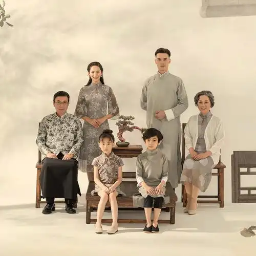 全家福家庭儿童摄影服装影楼拍照主题国风旗袍衣服亲子装