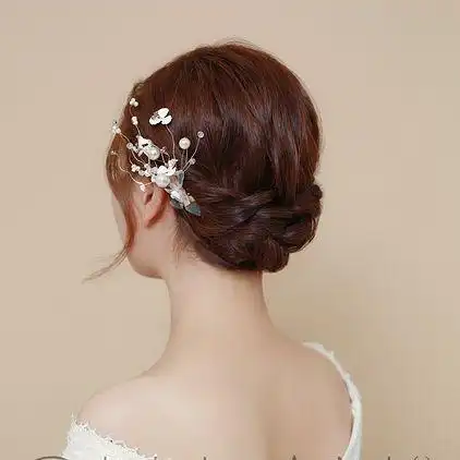 谷兰美妆教育频道化妆造型作品《韩式盘发造型》