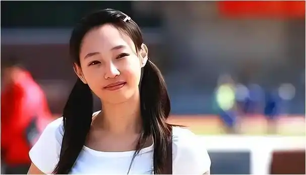 京圈太子妃,拒绝张艺谋,嫁给丑男不简单