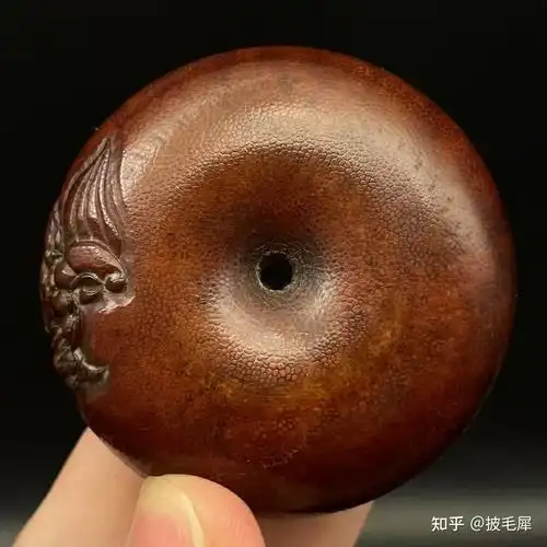 人造树脂犀牛角仿品是什么样的? - 知乎