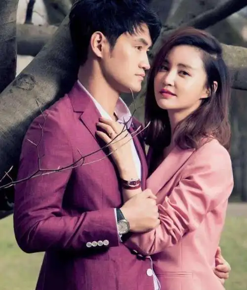 张歆艺晒出与老公的照片都是美好的记忆和见证简直甜酣了哟