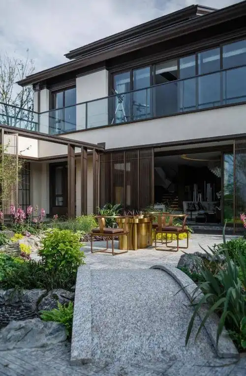 龙湖紫云台【千山阅】:一方院落诠释东方住宅神韵