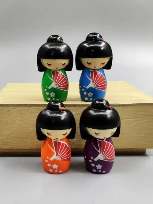和服娃娃