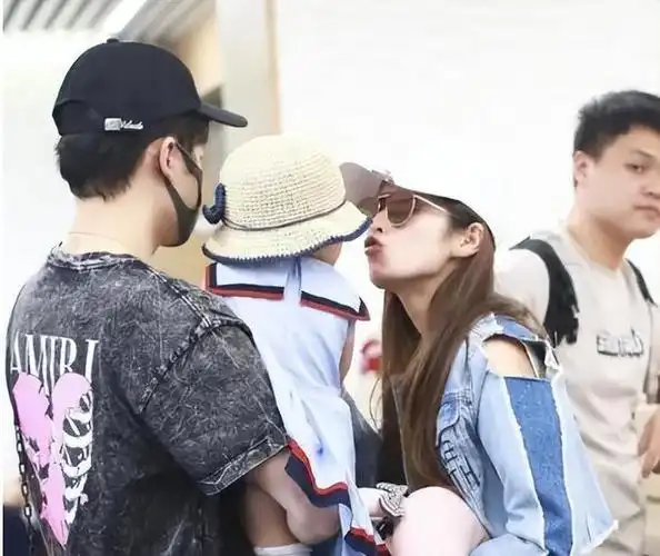 付辛博被扒当年出轨颖儿卓伟大爆料被插足者是杨紫同学