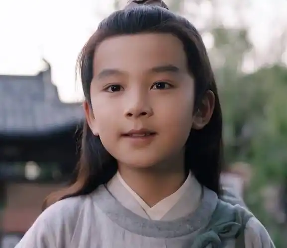 《玉骨遥》:小时影上线一集成为热点,古装剧里的小童星也这么卷_观众