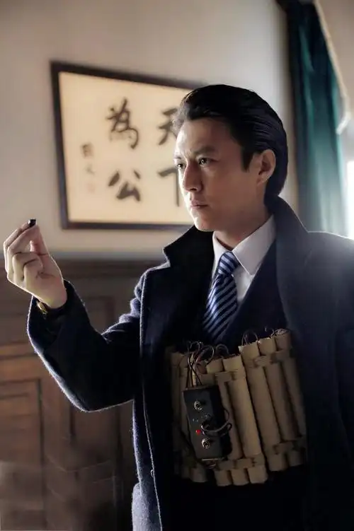 靳东伪装者明楼剧照图片