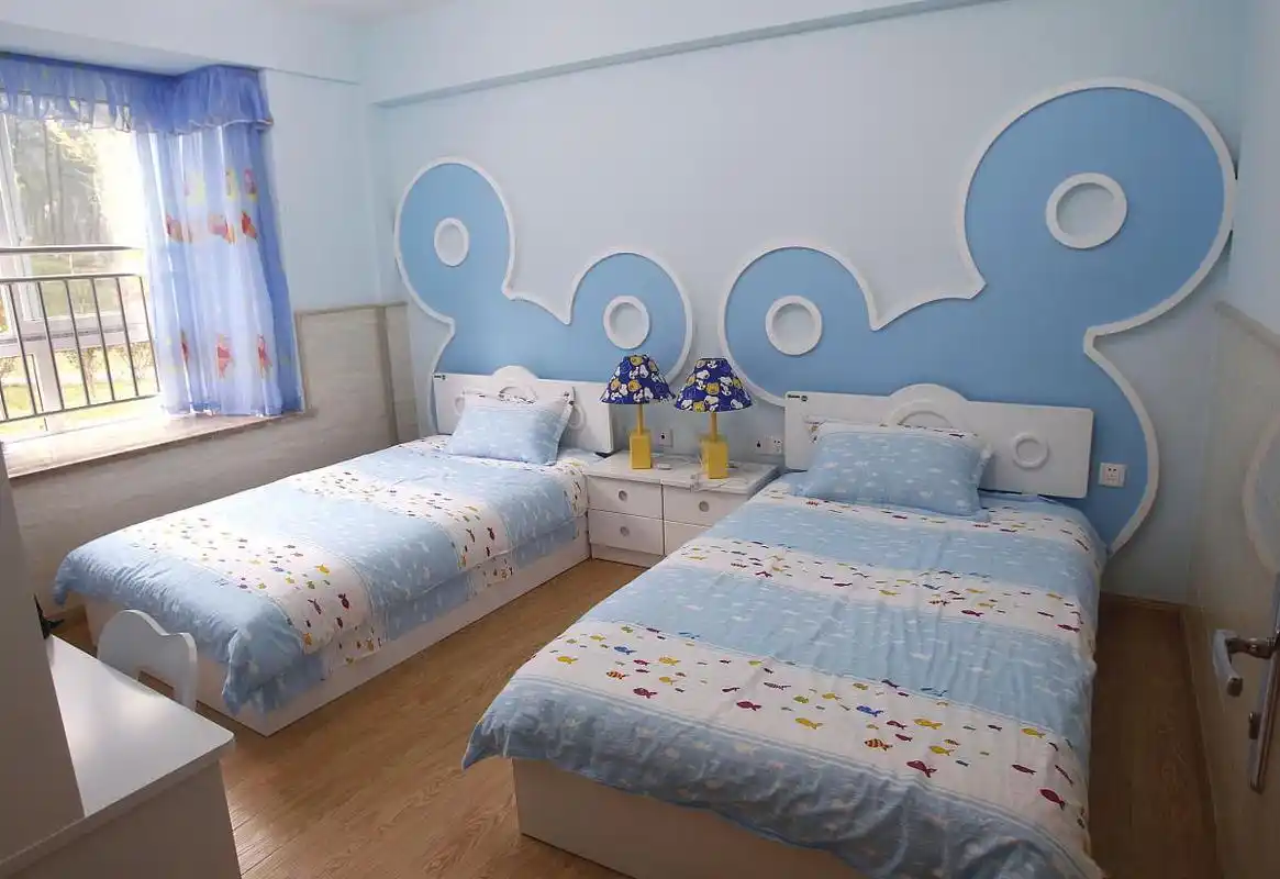 如何设计一儿一女的房间 在这个一儿一女的家庭日益增多的时代,孩子们