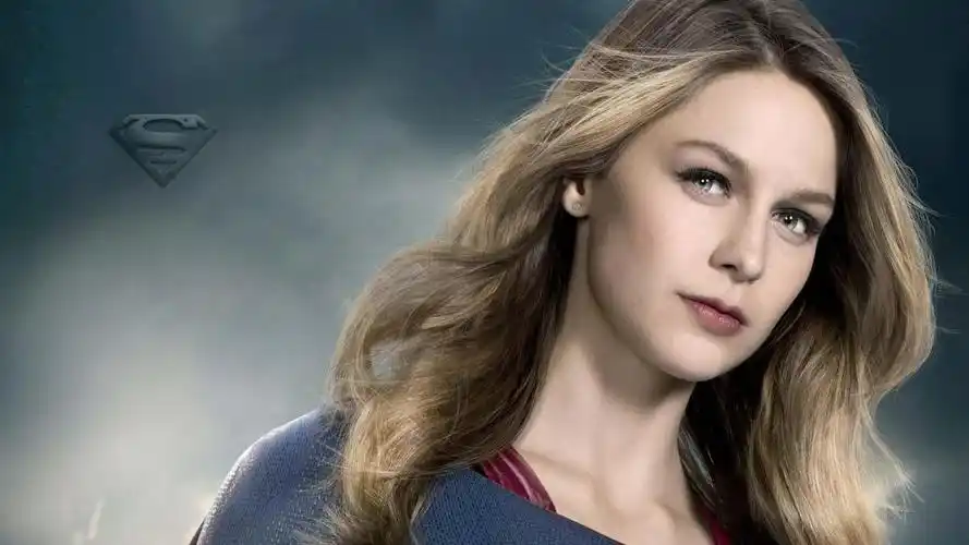 美剧《女超人》卡拉·丹弗斯