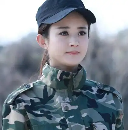【图】赵丽颖穿军装图片欣赏 新作《实习生》遭"特训"