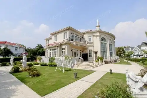 坚持真房源拒绝虚假《西郊庄园》独栋别墅3亩花园临河虹桥新区