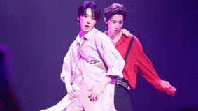 赵让连淮伟演唱会尺度