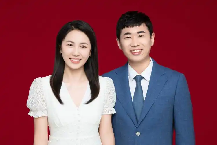 民政局拍结婚照多少钱(婚纱照和领证攻略) - 价格百科