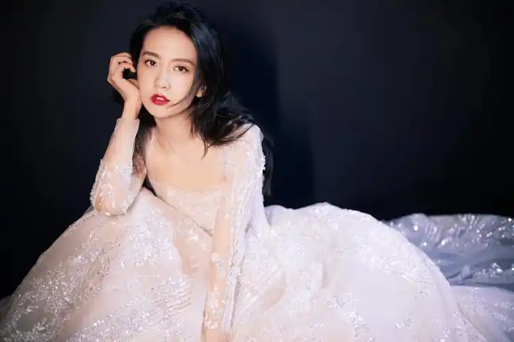 许龄月《半暖时光》播出过半 高能剧情引发全网热议_程致远_命运_情感