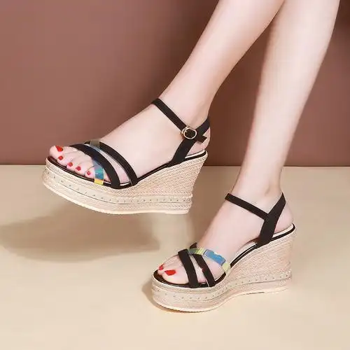 坡跟凉鞋女鞋天天大东2021年夏季新款厚底松糕时装凉鞋