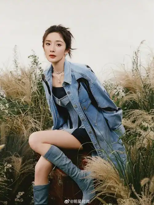 时尚女王真不是盖的你永远可以相信杨幂的穿搭