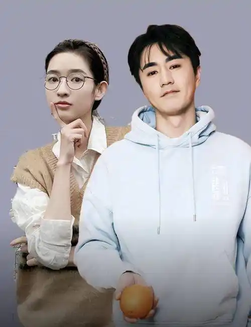 杨玏载王玉雯现身横店,深夜为女友买美食,恋情曝光一年感情稳定