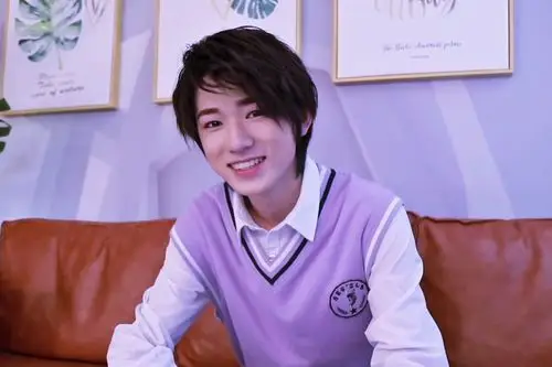 宋亚轩 韩都衣舍 - 堆糖,美图壁纸兴趣社区