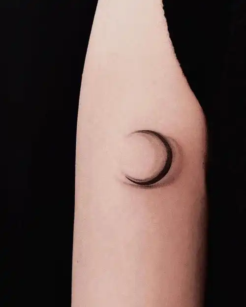 纹身  #纹身也清新  #纹身分享  #手臂纹身  #月亮  #小图纹身