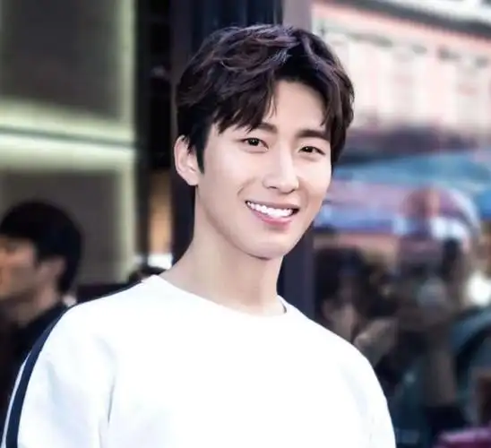 窦骁:他帅气,专一,温柔,细心,正是她心中完美爱情的模样