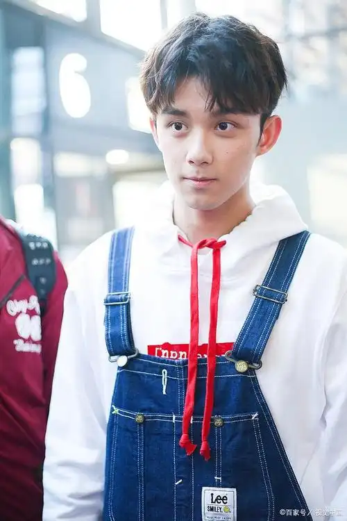 吴磊的眼睛简直太好看了!