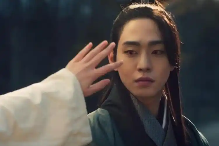 安孝燮在红天机三种造型集合如何