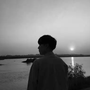 男生背影黑白头像伤感图片高清伤感孤单的男生背影图片头像