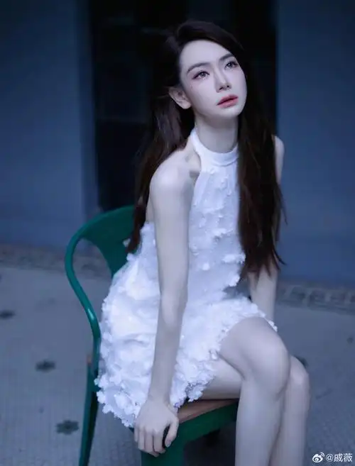 戚薇白月光赛道