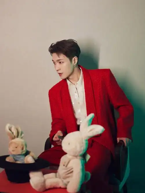 和张艺兴点亮微博之夜