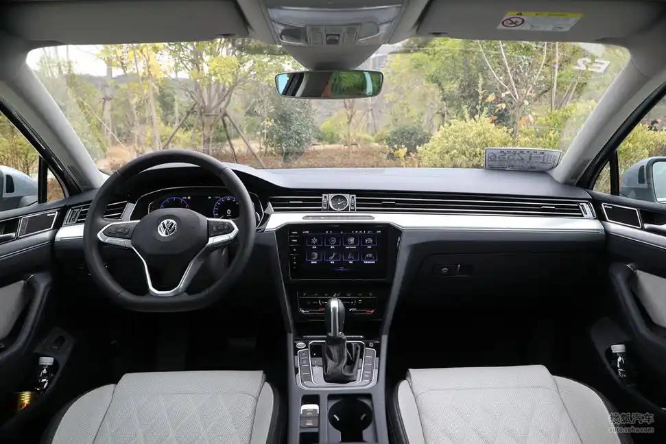 2020款大众迈腾380tsidsg旗舰型